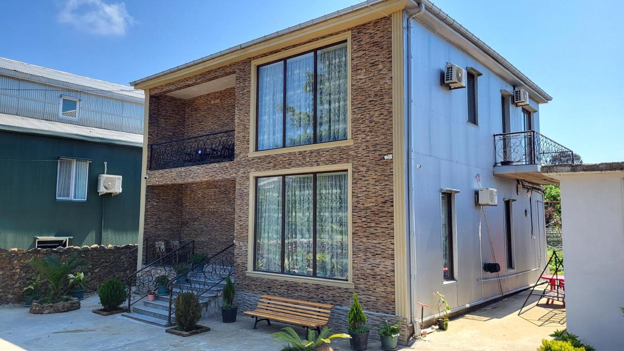Guesthouse Gocha Beridze Μπατούμι Εξωτερικό φωτογραφία